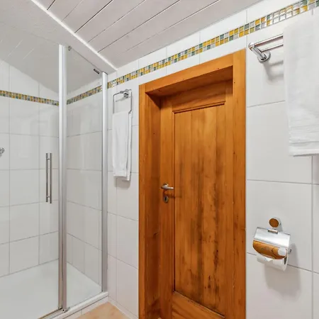 Eigersonne By Interhome 벤겐